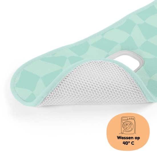 AeroMoov - Air Layer - group 1 - Cute Cubes