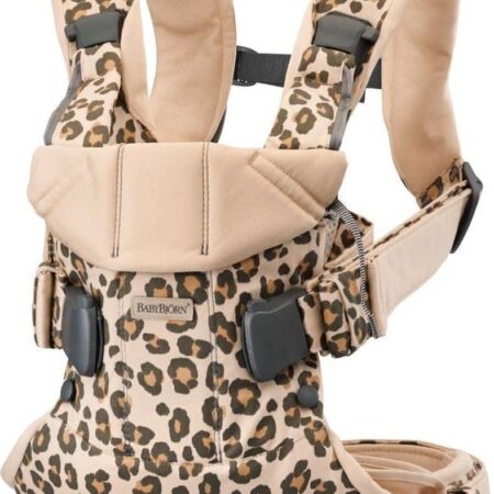 BabyBjörn - Draagzak One - Cotton Beige Luipaard