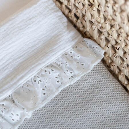 Baby's Only - Ledikantlaken Calm wit - met ruffle