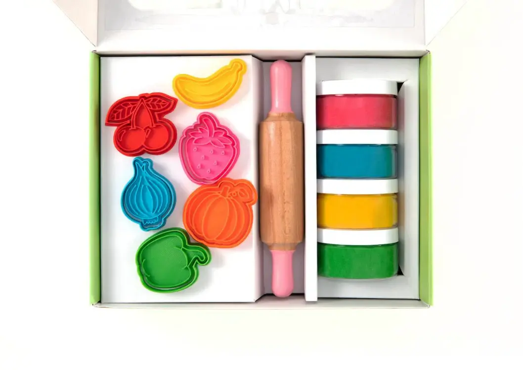 Childgen - Play Dough Premium Set - Fruits And Vegetables * 4 Pcs Play Dough *1 Pcs Wooden Roller *12 Pcs Premium Stamp And Cutter - Multicolor