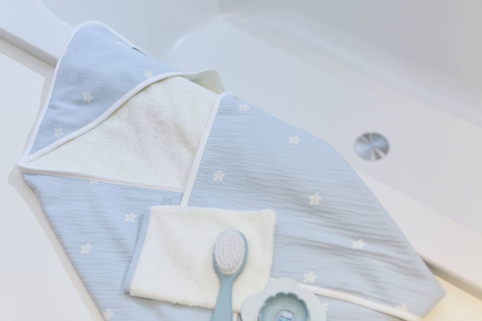 Childhome - Baby Badcape + Washandje - 80x80 Cm - Mousseline - Flower