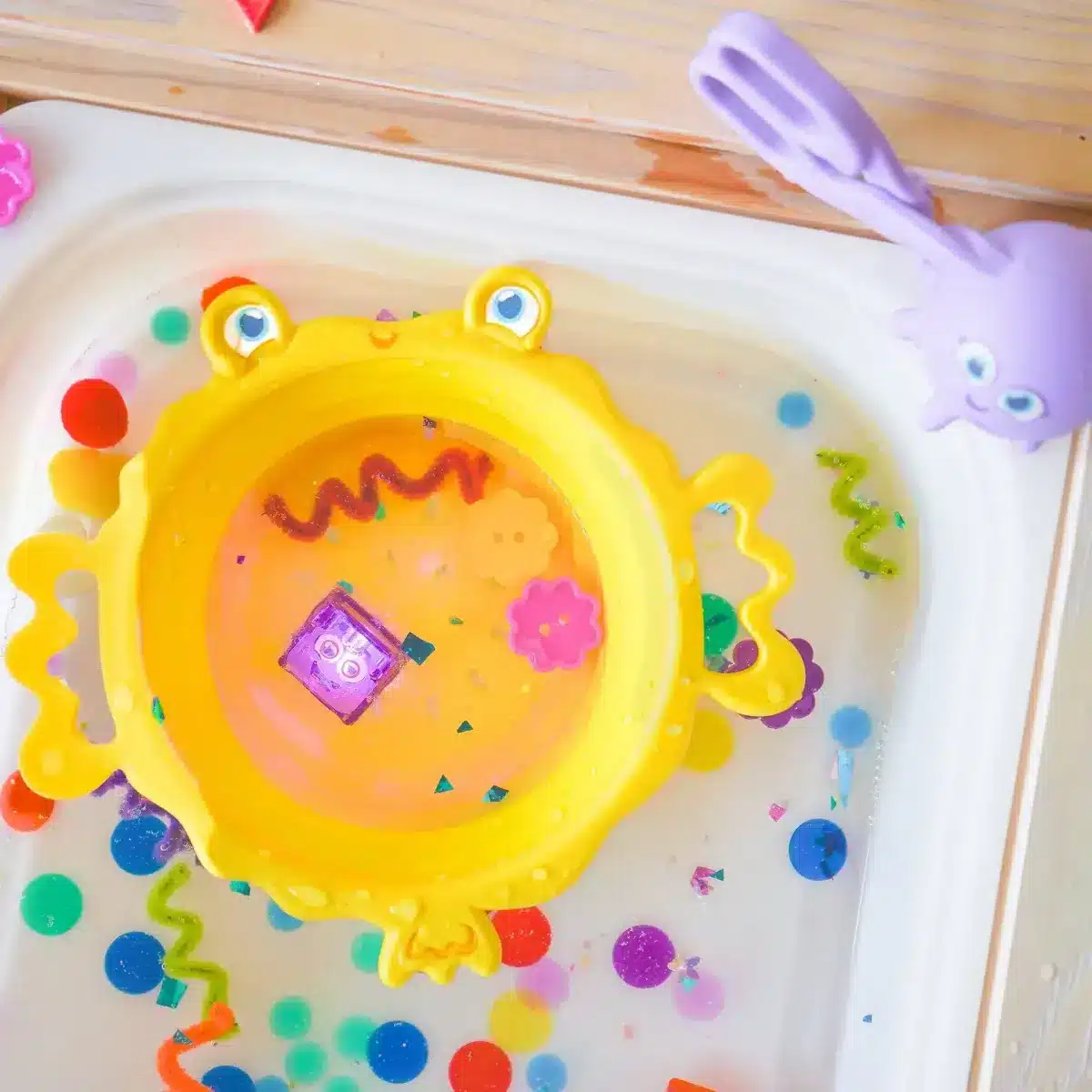 Glo Pals - Sensory play toolset