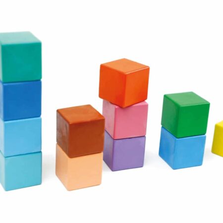 Haku Yoka - WASKRIJTJES in KUBUS- of EIKELVORM, 20 gemengde modellen, bevat 10% bijenwas, in display 24,8x17,5x37cm, 3+