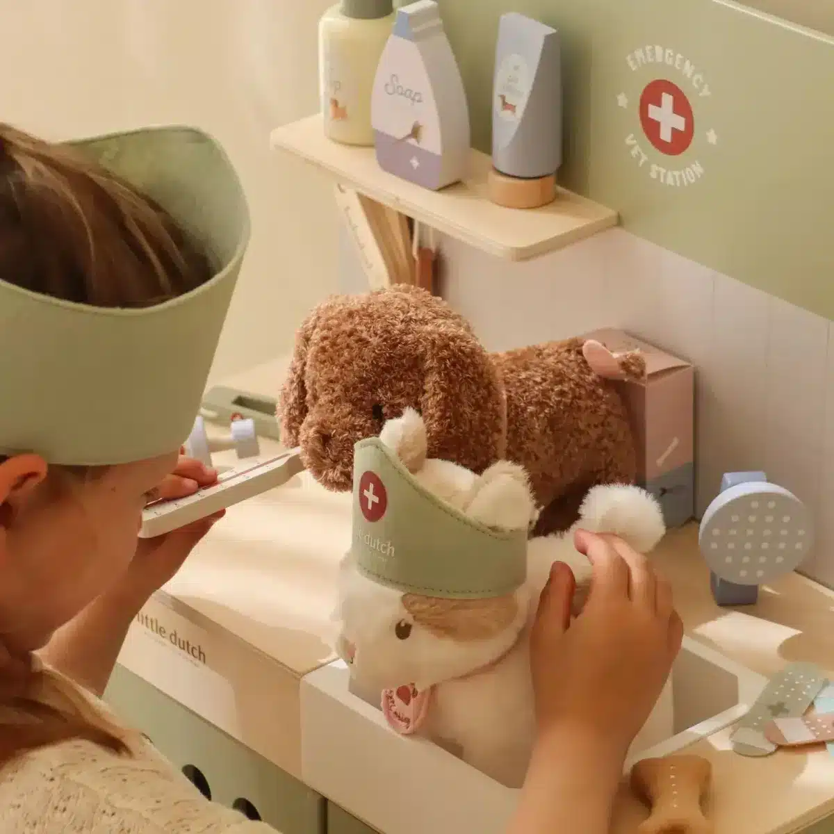 Little Dutch Toys - Houten Dierenartspraktijk FSC