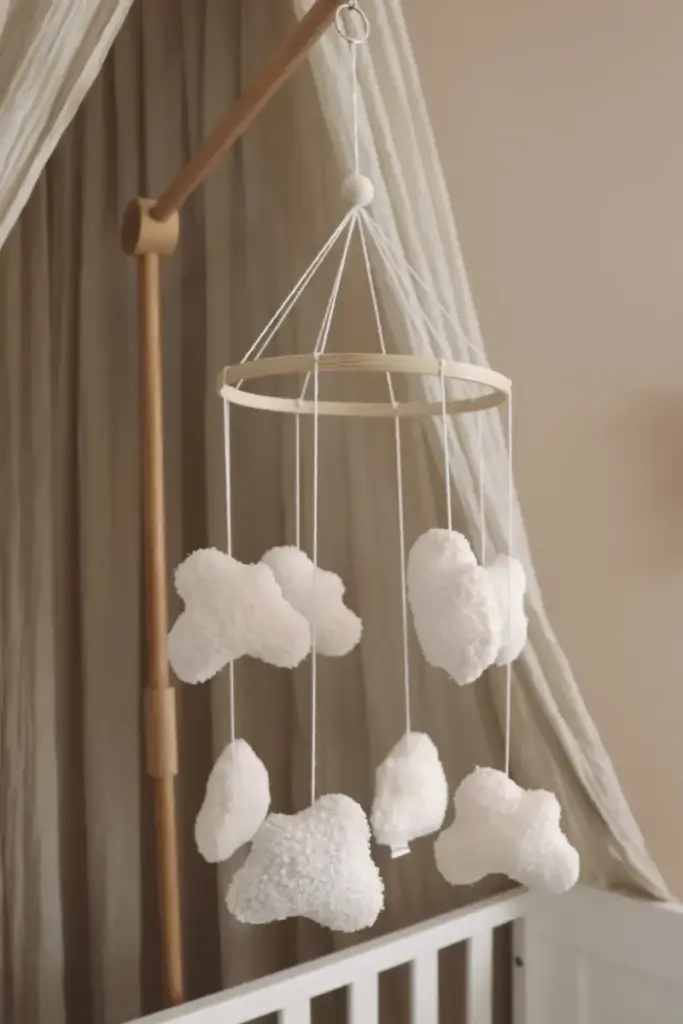 Little Loua - Handmade Boucle clouds white
