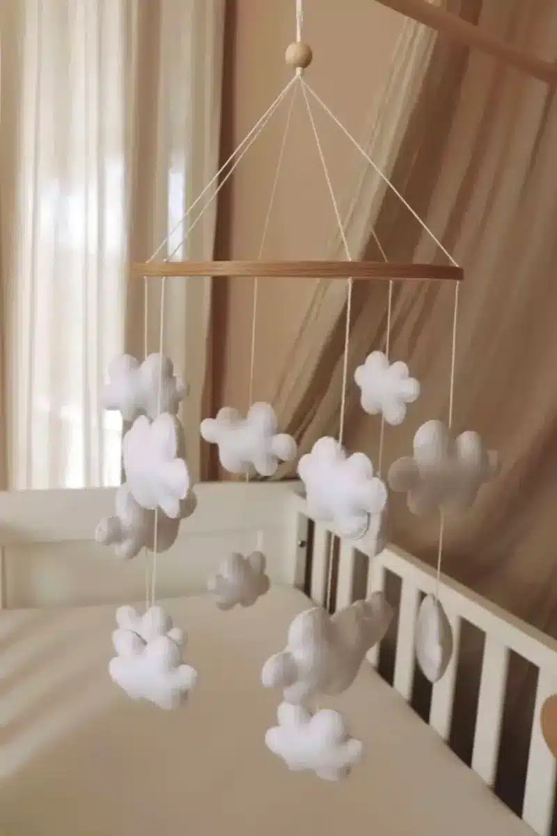 Little Loua - Handmade Clouds baby mobile