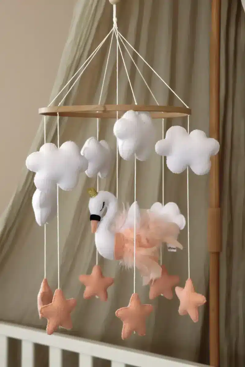 Little Loua - Handmade Swan