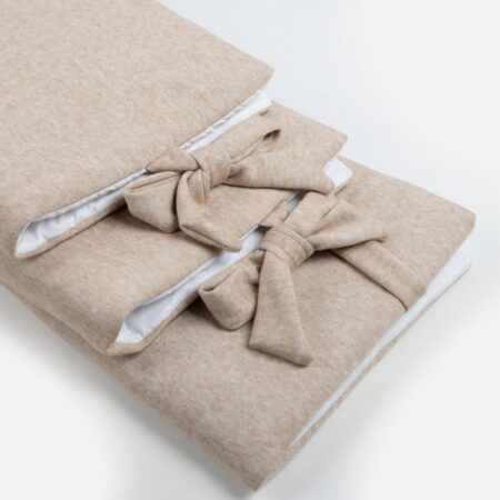 Maison Naline - 3 delige dubbele parkomrander angora beige / lintstrikken angora beige+stootrol