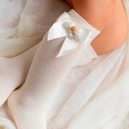 Meia Pata - Kniekous met satijnen strik en gouden knoop - Ivoor