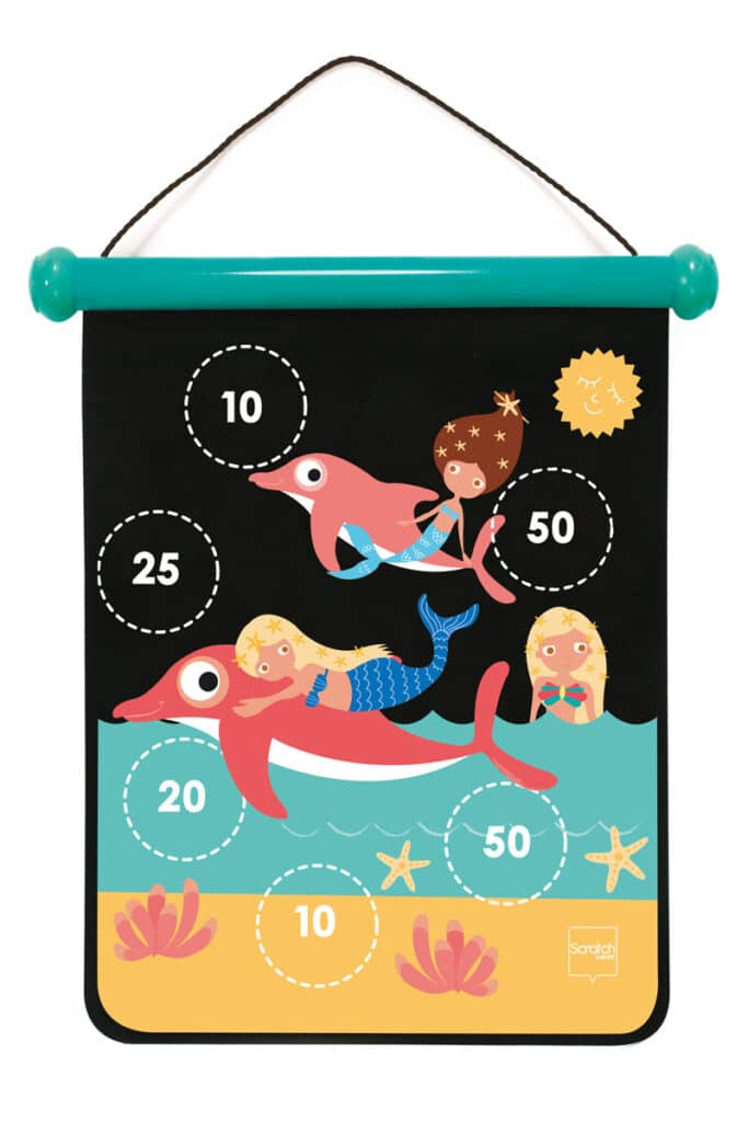 Scratch - Active Play: MAGNETISCHE DARTS medium / Zeemeermin 40x31cm, 2-zijdig bedrukt, in tube, 5+