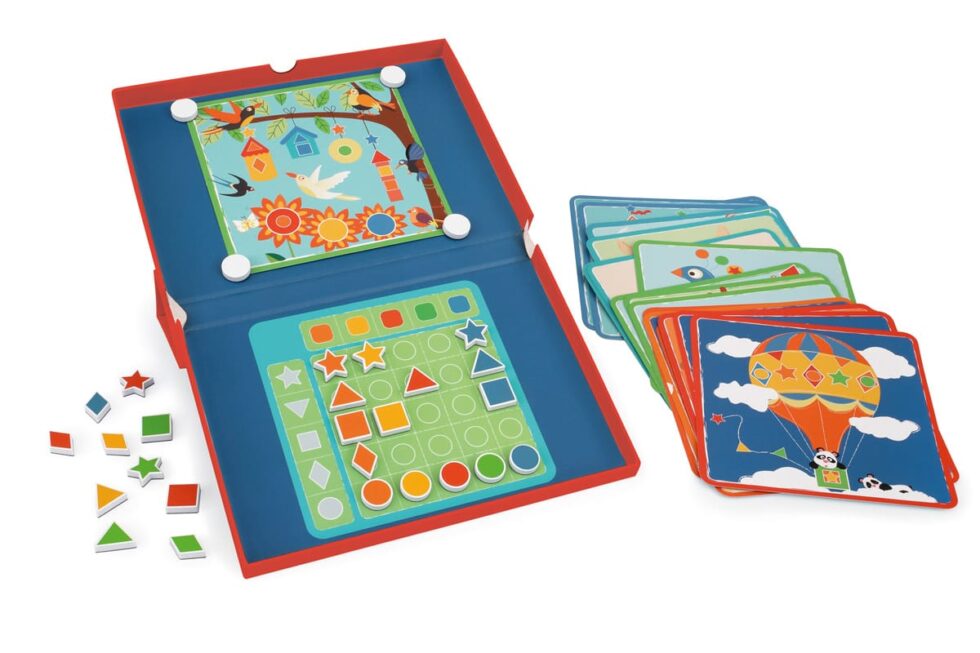 Scratch - EduLogic Box: COLOURS&SHAPES 25.5x23x2cm (gesloten), 25.5x38x2cm (open), magnetisch, met 20 uitdagingen, 5+