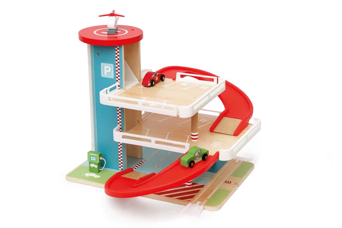 Scratch - Preschool: GARAGE CONTILOOP 45x57x39cm, met lift, incl. 3 benzinepompen, 2 auto's en een helikopter, in hout, in doos, 3+