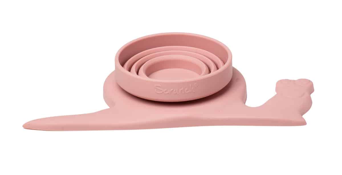 Scrunch - REGENWATERMETER met SLAK oud roze 21x11x3,5-8,5cm, 100% siliconen, recycleerbaar, 12m+