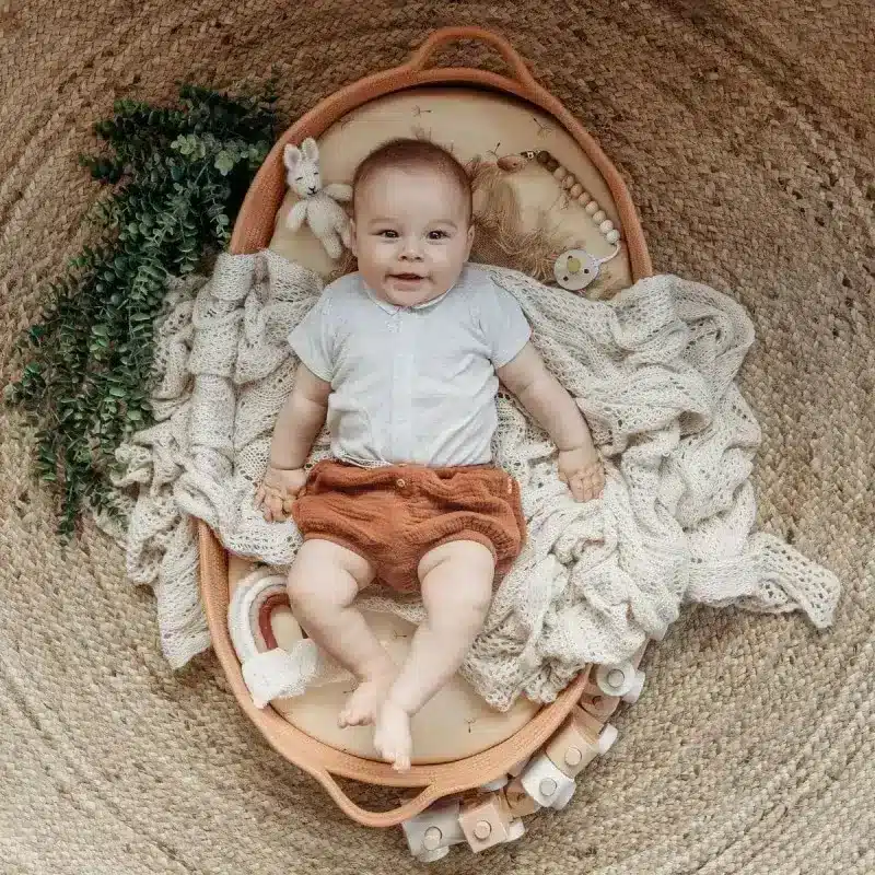 Yunioo - Changing Basket - Brick