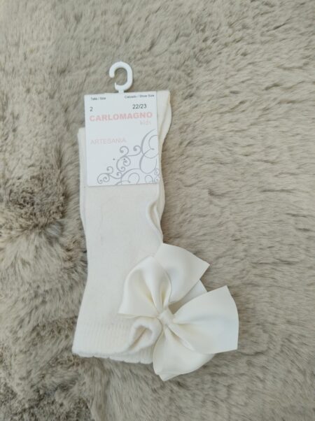 Carlomagno - Kniekous Ecru Met Ruffle En Strik