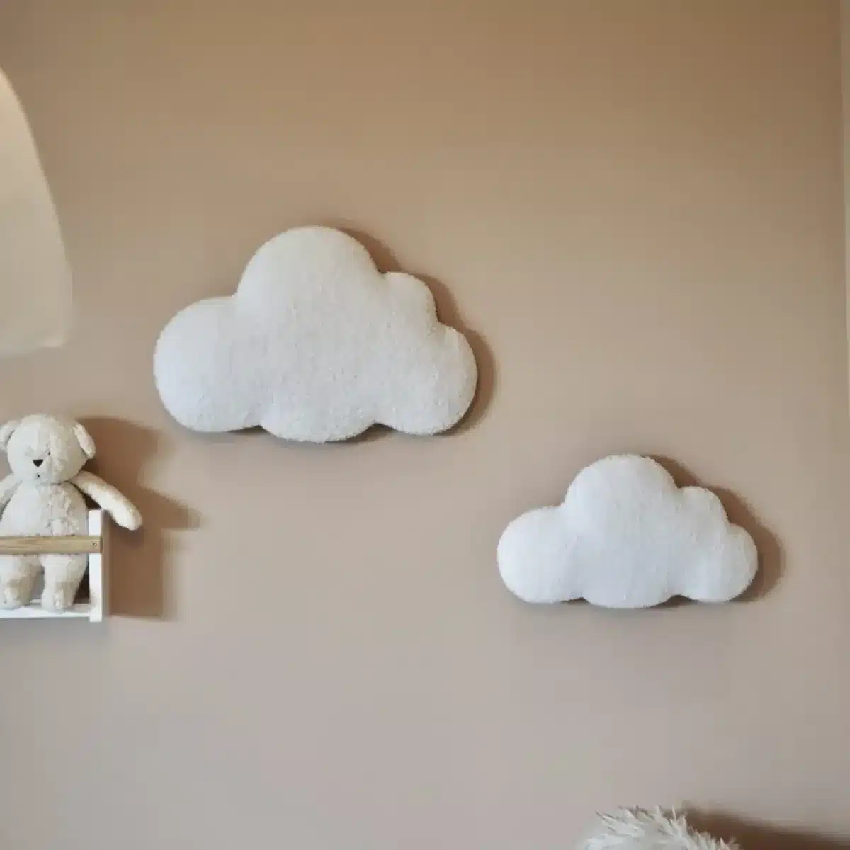 Little Loua - Big bouclé cloud light brown 38 x 31cm LED