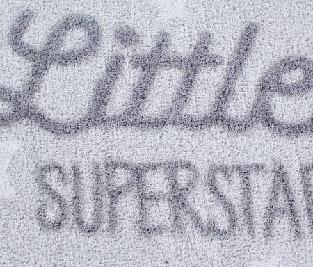 Lorena Canals - Wasbaar tapijt - Little Superstar Dia. 120