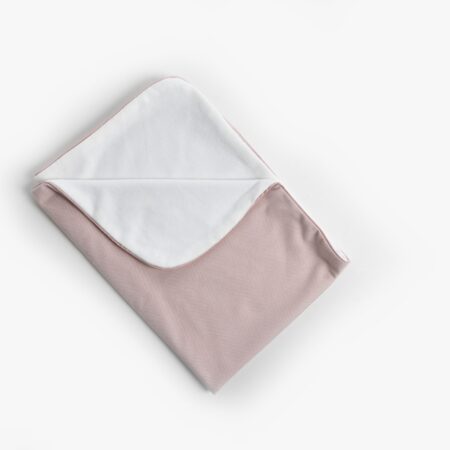 Maison Naline - Wiegdeken voorkant herringbone roze / achterkant angora ivoor / paspel tush roze rondom (verticale lijnen)