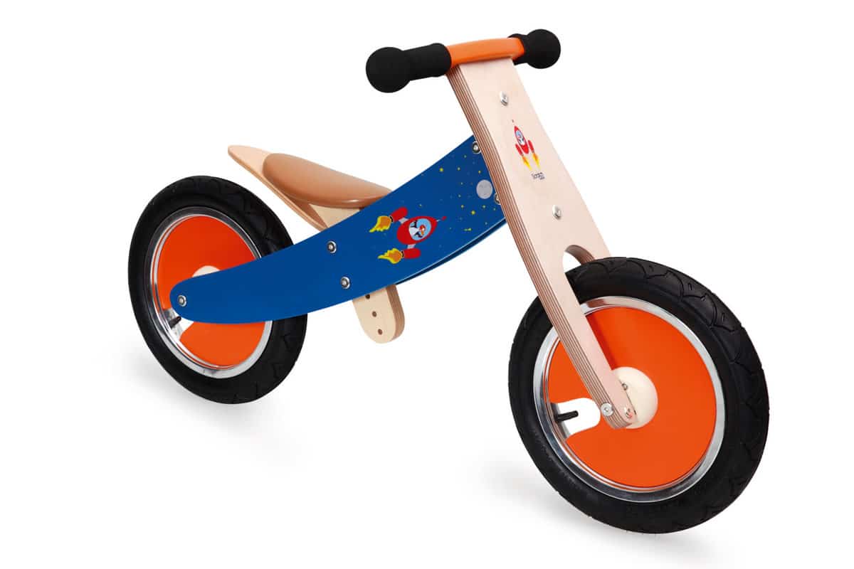 Scratch - Mobiliteit: BALANCE BIKE reversible - RUIMTE 83x54x37cm, meegroeifiets met omkeerbare kader om fiets geschikt te maken voor grotere kinderen (3+), met verstelbare zithoogte H29-45cm en begrensde sturing H52cm, in doos, 2+/3+
