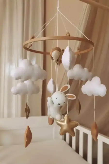 Little Loua - Handmade Bunny baby mobile
