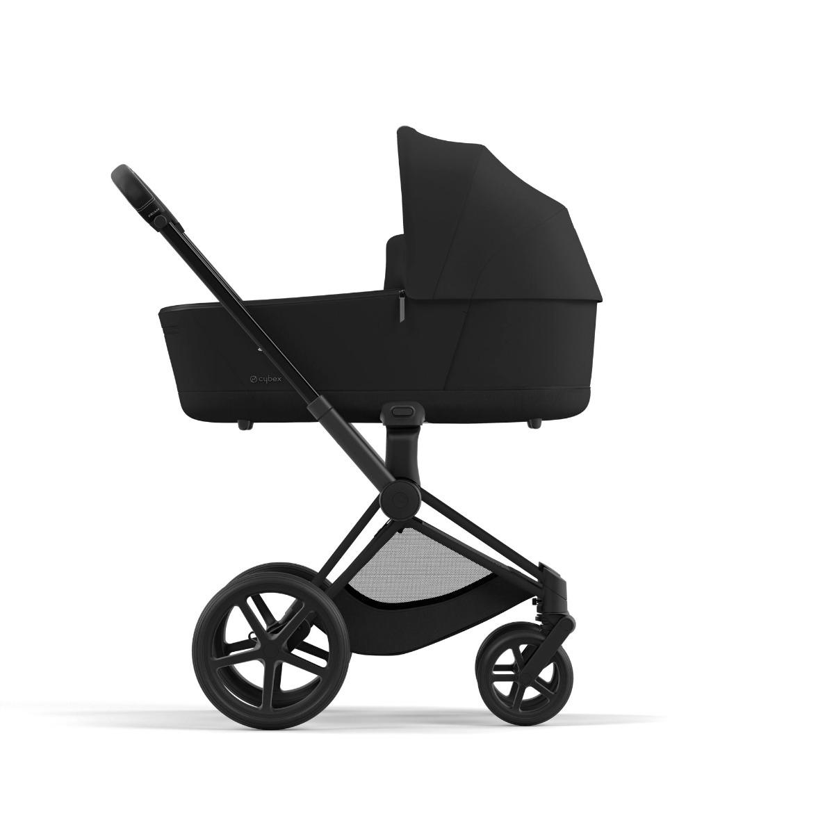 Cybex - Priam 4 Frame, Lux Carry Cot & Seat All Black (Showroommodel)