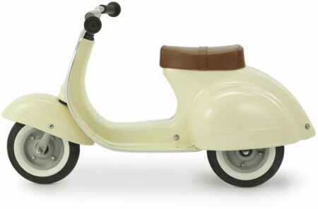 Ambosstoys - Primo Scooter Vespa Crème