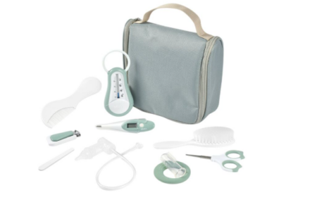 Beaba - Verzorgingsset 10 accessoires groen met toilettas